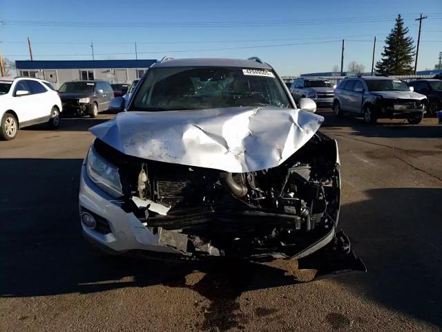 2016 Volkswagen Tiguan - Image 11