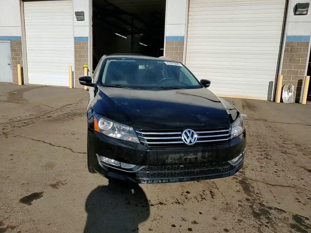 2015 Volkswagen Passat - Image 13