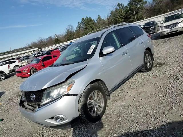 2014 Nissan Pathfinder - Image 12