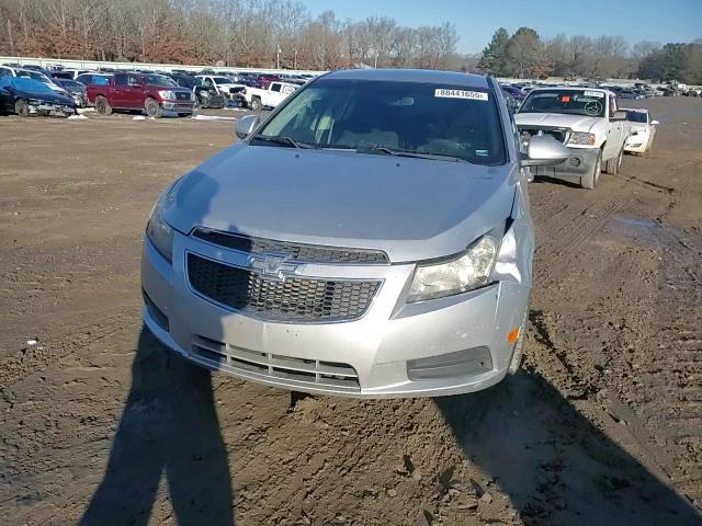 2014 Chevrolet Cruze - Image 10