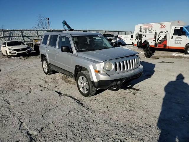 2013 Jeep Liberty (Patriot) - Image 11