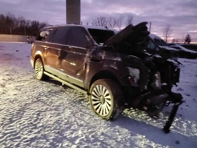 2018 Lincoln Navigator - Image 12