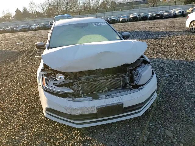2016 Volkswagen Jetta - Image 11