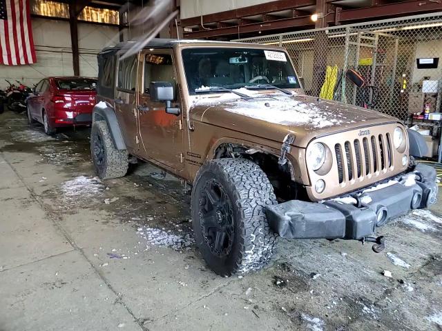 2015 Jeep Wrangler - Image 12