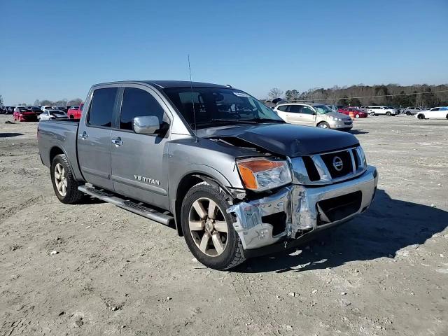 2013 Nissan Titan - Image 10