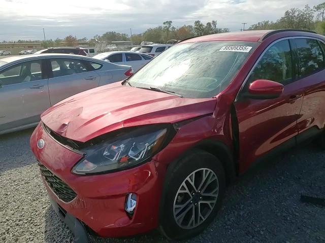 2020 Ford Escape - Image 12