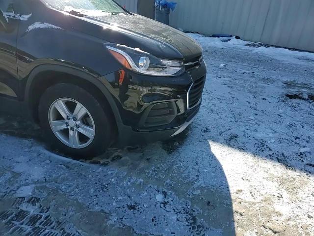 2020 Chevrolet Trax - Image 14