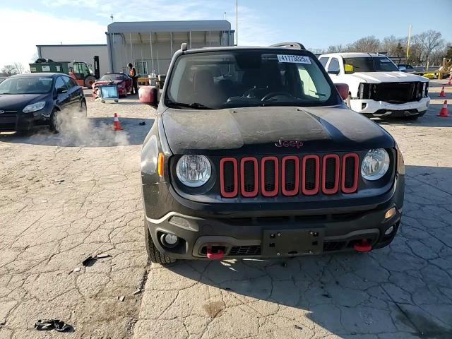 2016 Jeep Renegade - Image 14
