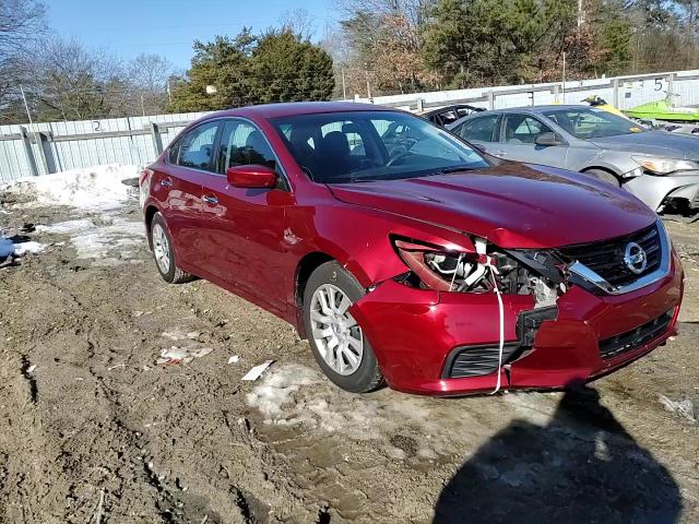 2017 Nissan Altima - Image 11
