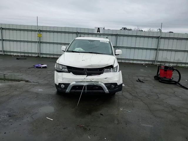 2017 Dodge Journey - Image 10