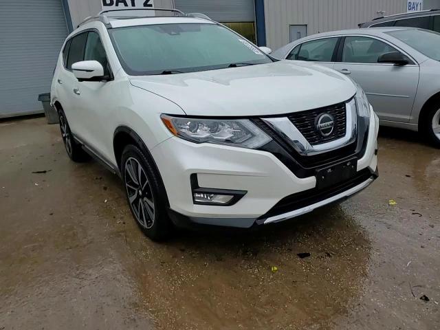 2019 Nissan Rogue - Image 13