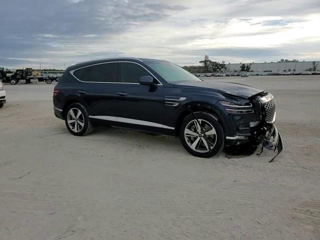 2021 Genesis GV80 - Image 14