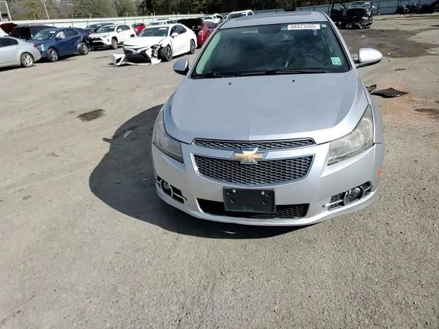 2014 Chevrolet Cruze - Image 11