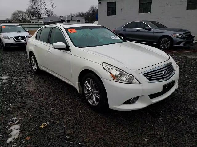 2013 Infiniti G - Image 14
