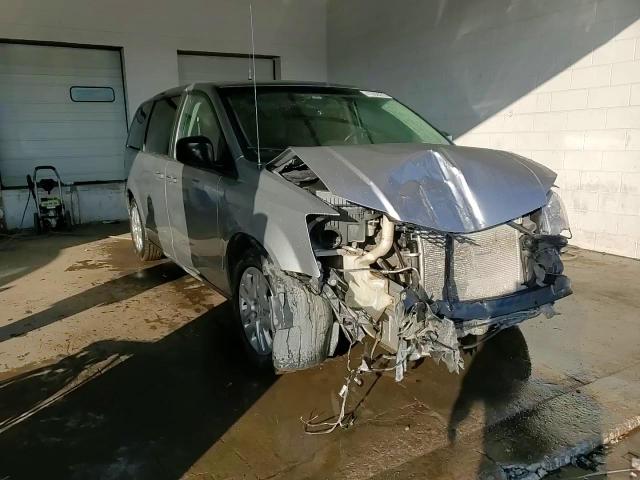 2020 Dodge Caravan - Image 14