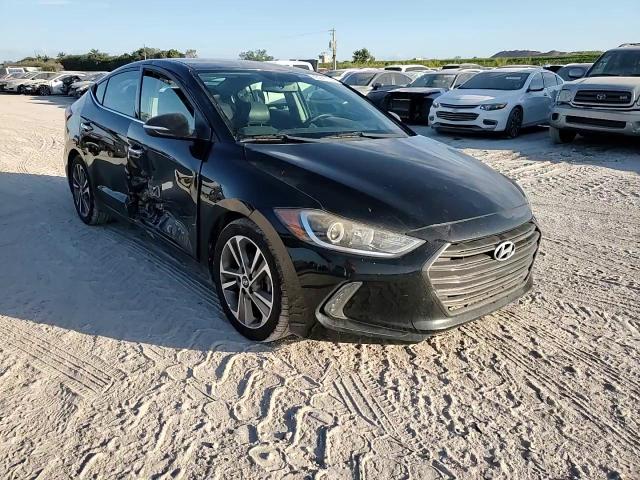 2017 Hyundai Elantra - Image 13