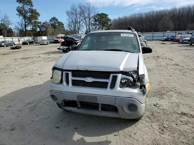 2002 Ford Explorer - Image 11
