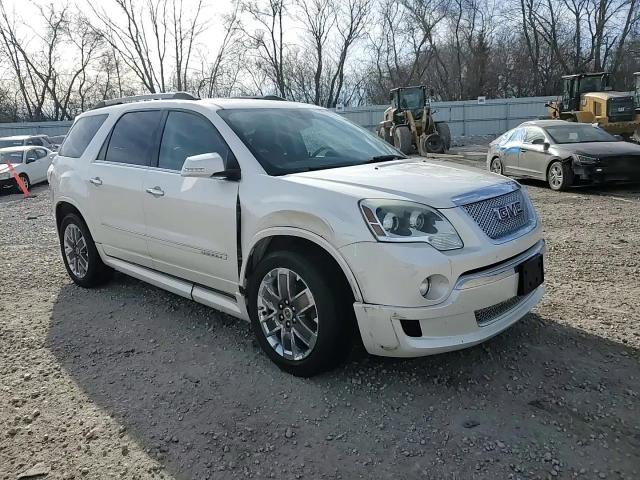 2011 GMC Acadia - Image 14