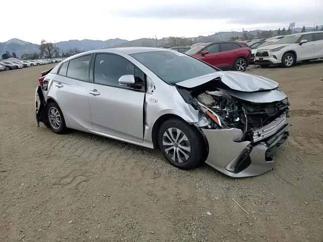 2017 Toyota Prius - Image 11