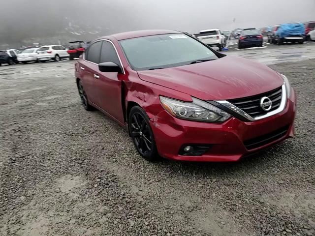 2017 Nissan Altima - Image 13