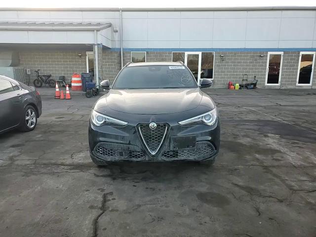 2022 Alfa Romeo Stelvio - Image 11