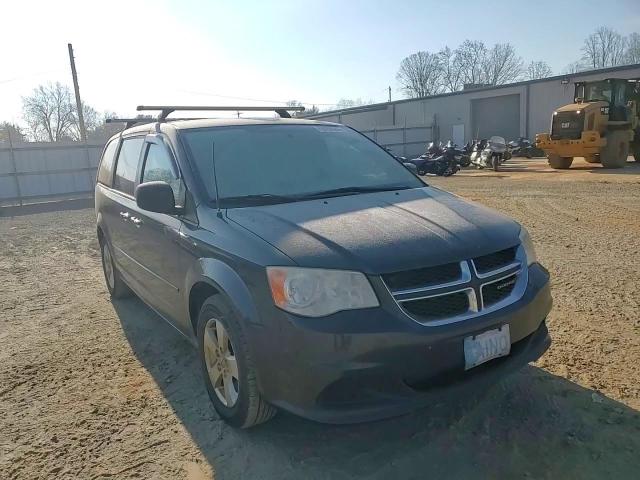 2013 Dodge Caravan - Image 12