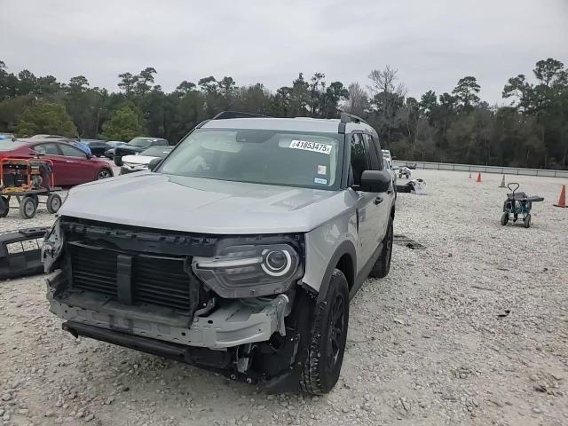 2022 Ford Bronco - Image 15