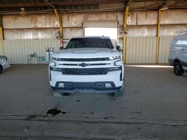 2020 Chevrolet Silverado - Image 11