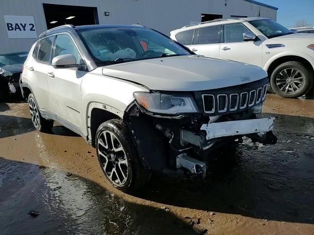2018 Jeep Compass - Image 14
