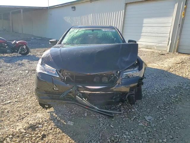 2017 Acura TLX - Image 13