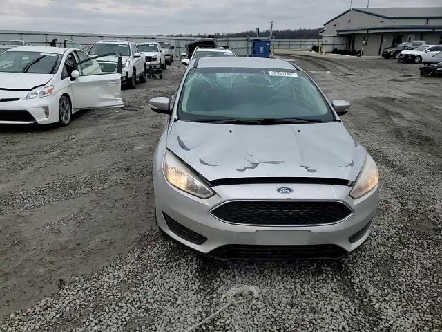 2017 Ford Focus - Image 10