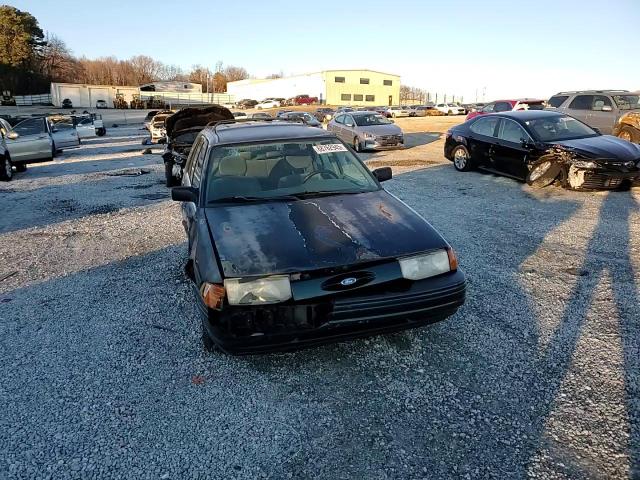 1995 Ford Escort - Image 10