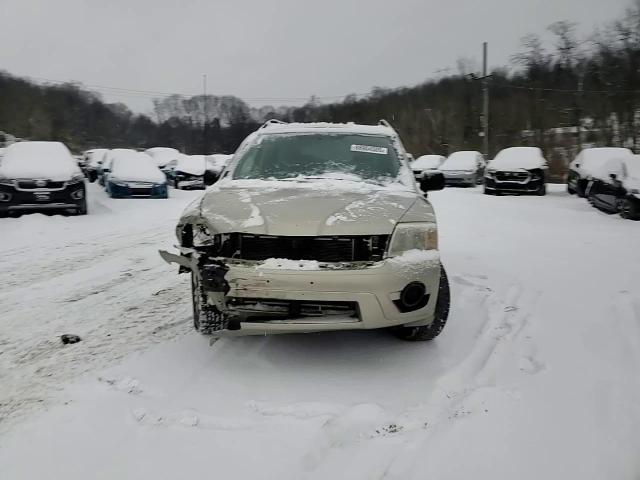 2007 Mitsubishi Endeavor - Image 12