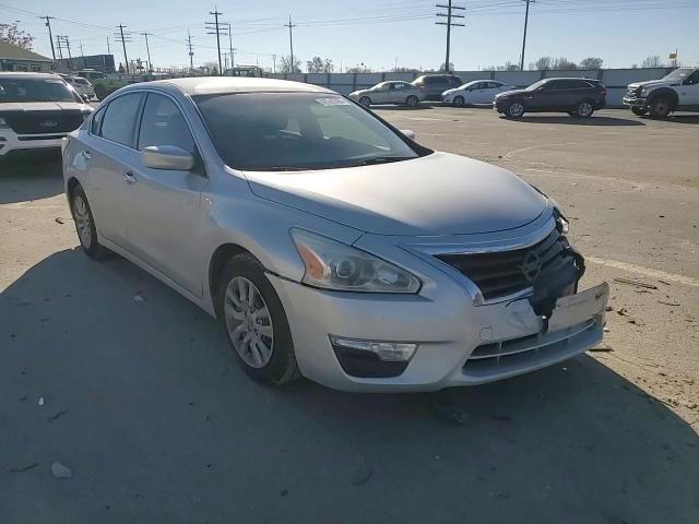2014 Nissan Altima - Image 11