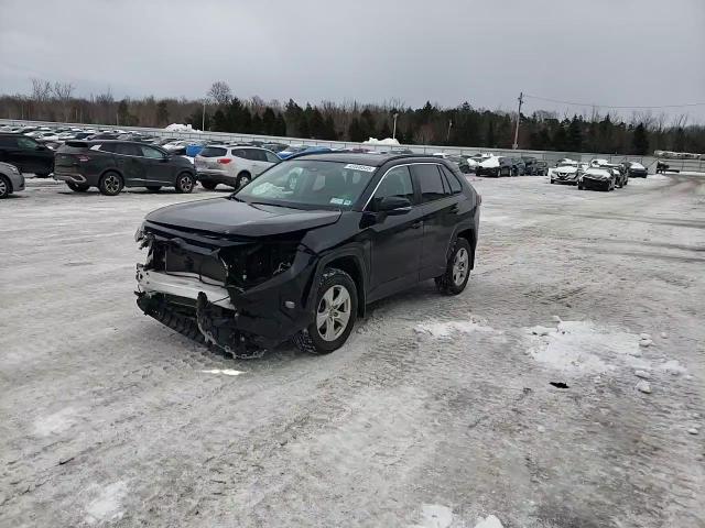 2021 Toyota RAV 4 - Image 11