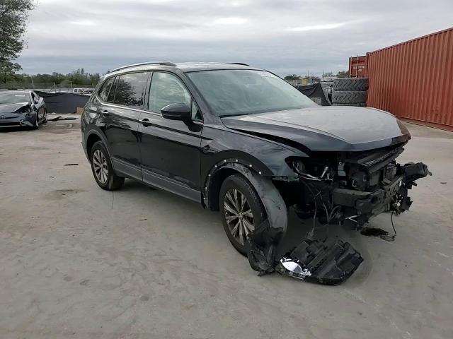 2018 Volkswagen Tiguan - Image 12