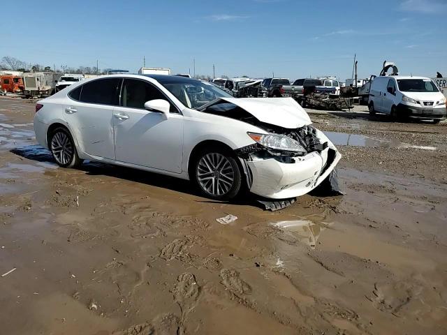 2014 Lexus ES - Image 10