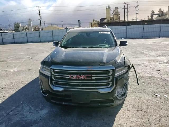 2022 GMC Acadia - Image 12