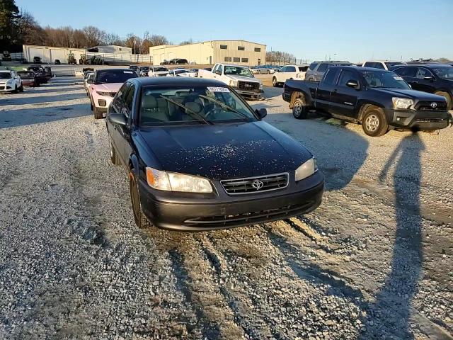 2000 Toyota Camry - Image 11