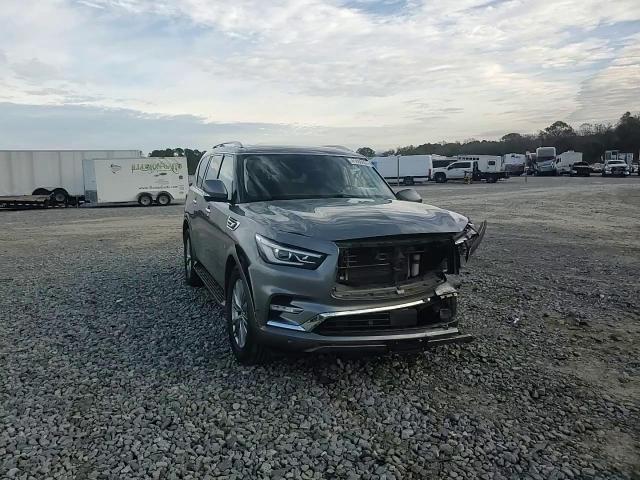 2019 Infiniti QX80 - Image 11