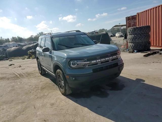 2023 Ford Bronco - Image 12