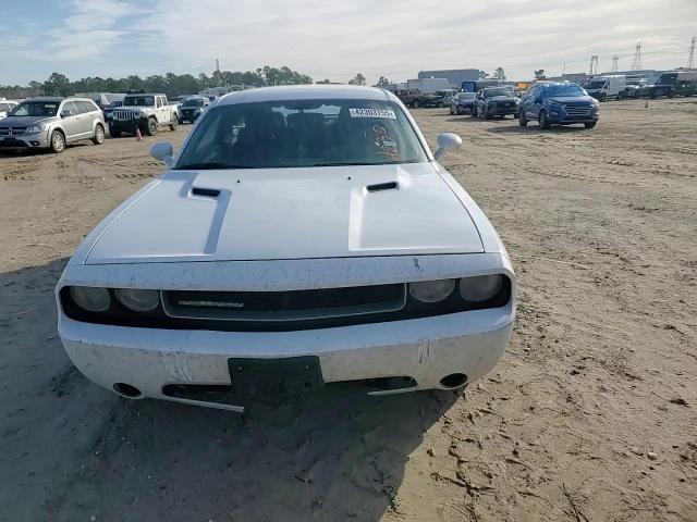 2014 Dodge Challenger - Image 11