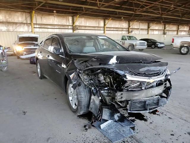 2019 Chevrolet Malibu - Image 11