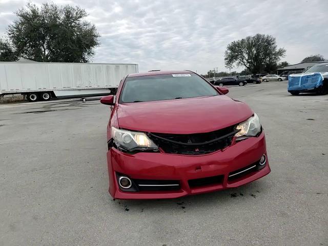 2014 Toyota Camry - Image 13