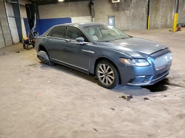 2019 Lincoln Continental - Image 13