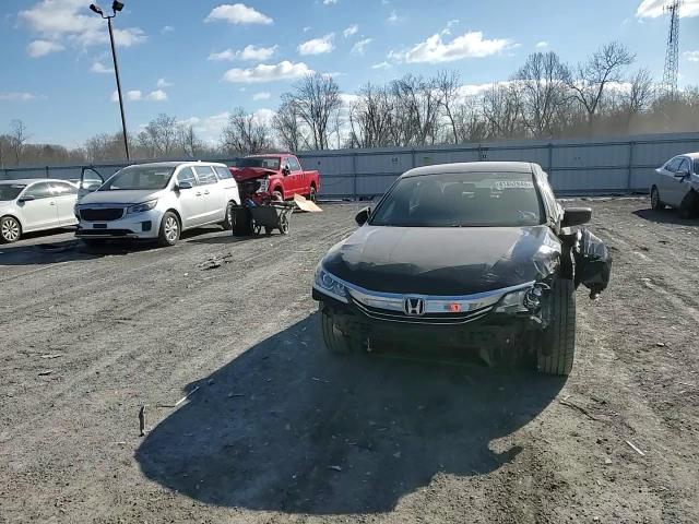 2016 Honda Accord - Image 11