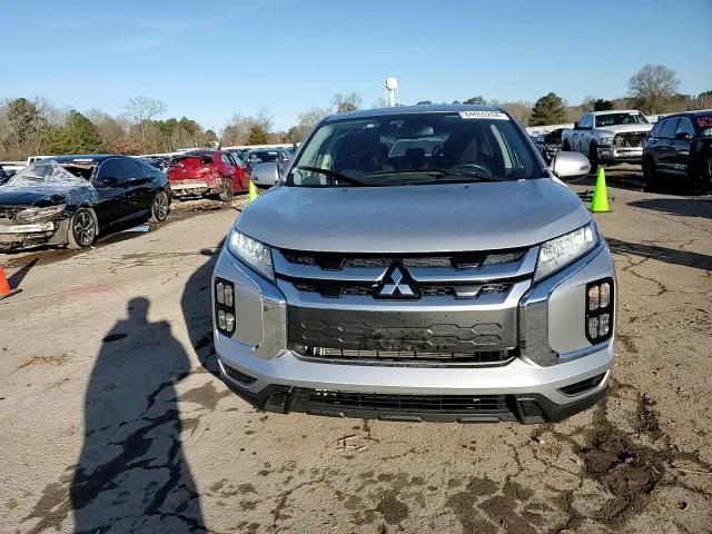 2021 Mitsubishi Outlander - Image 12
