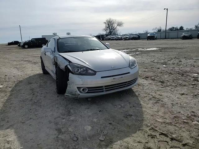 2008 Hyundai Tiburon - Image 11