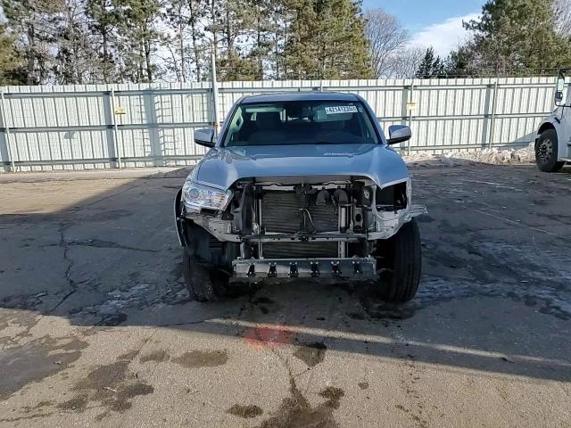 2020 Toyota Tacoma - Image 11