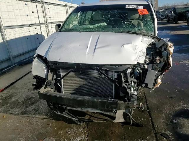2015 Dodge Caravan - Image 14